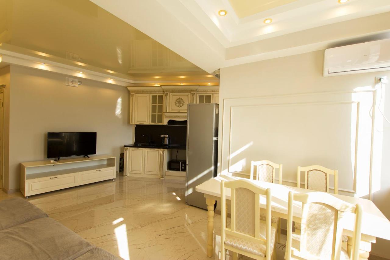 Residential Сomplex Central 270 阿拉木图 外观 照片